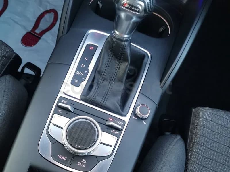 Audi A3 2.0 TDI clean d. S tronic Ambition — fotografía 19 de 28