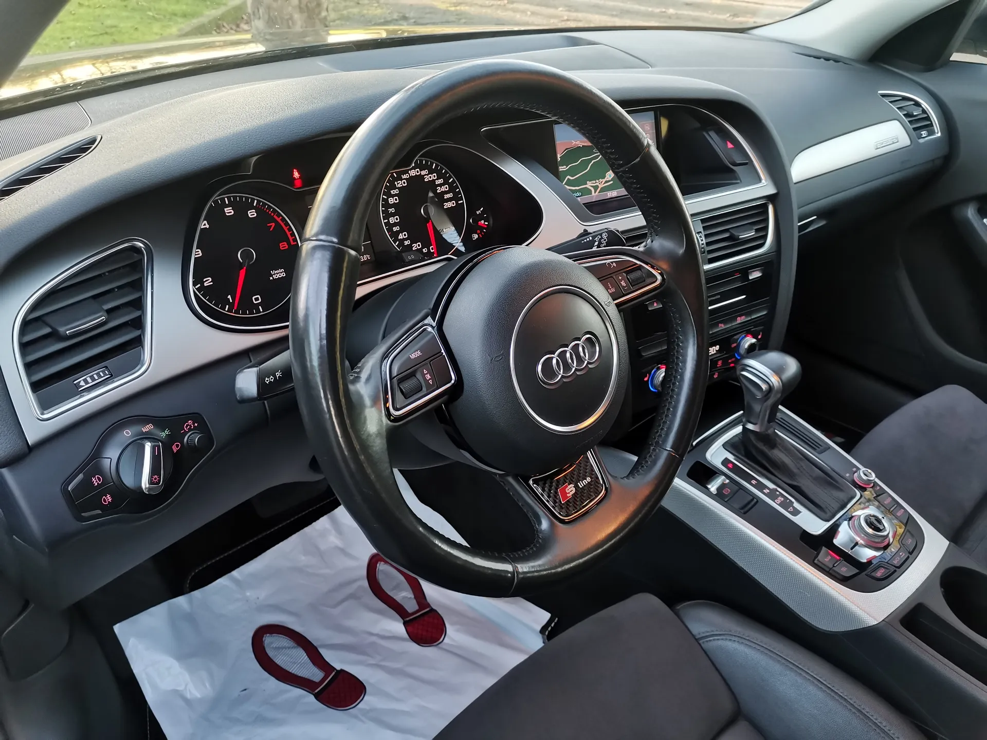 Audi A4 Allroad Quattro 2.0 TFSI quattro — fotografía 6 de 34