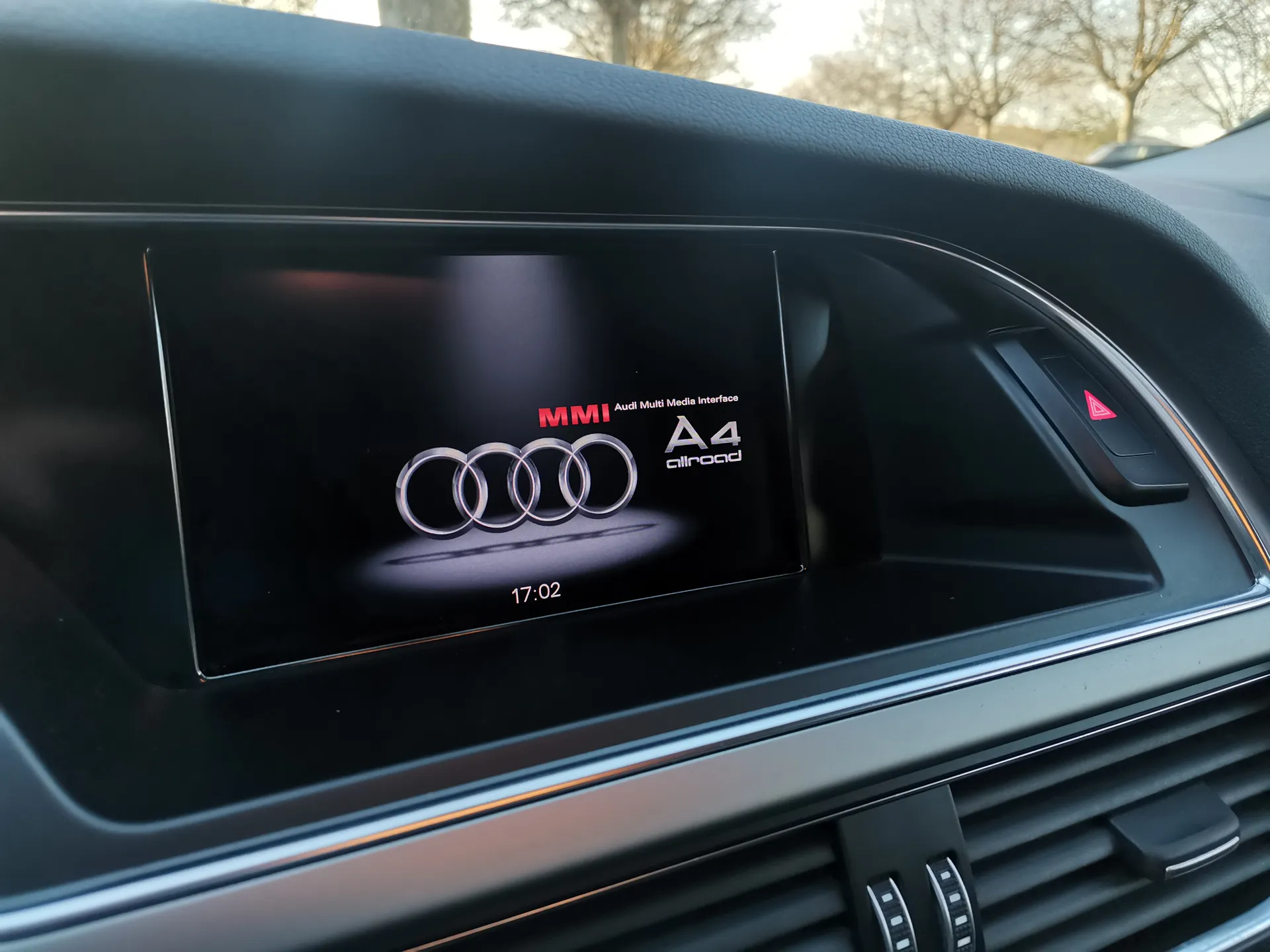 Audi A4 Allroad Quattro 2.0 TFSI quattro — fotografía 22 de 34