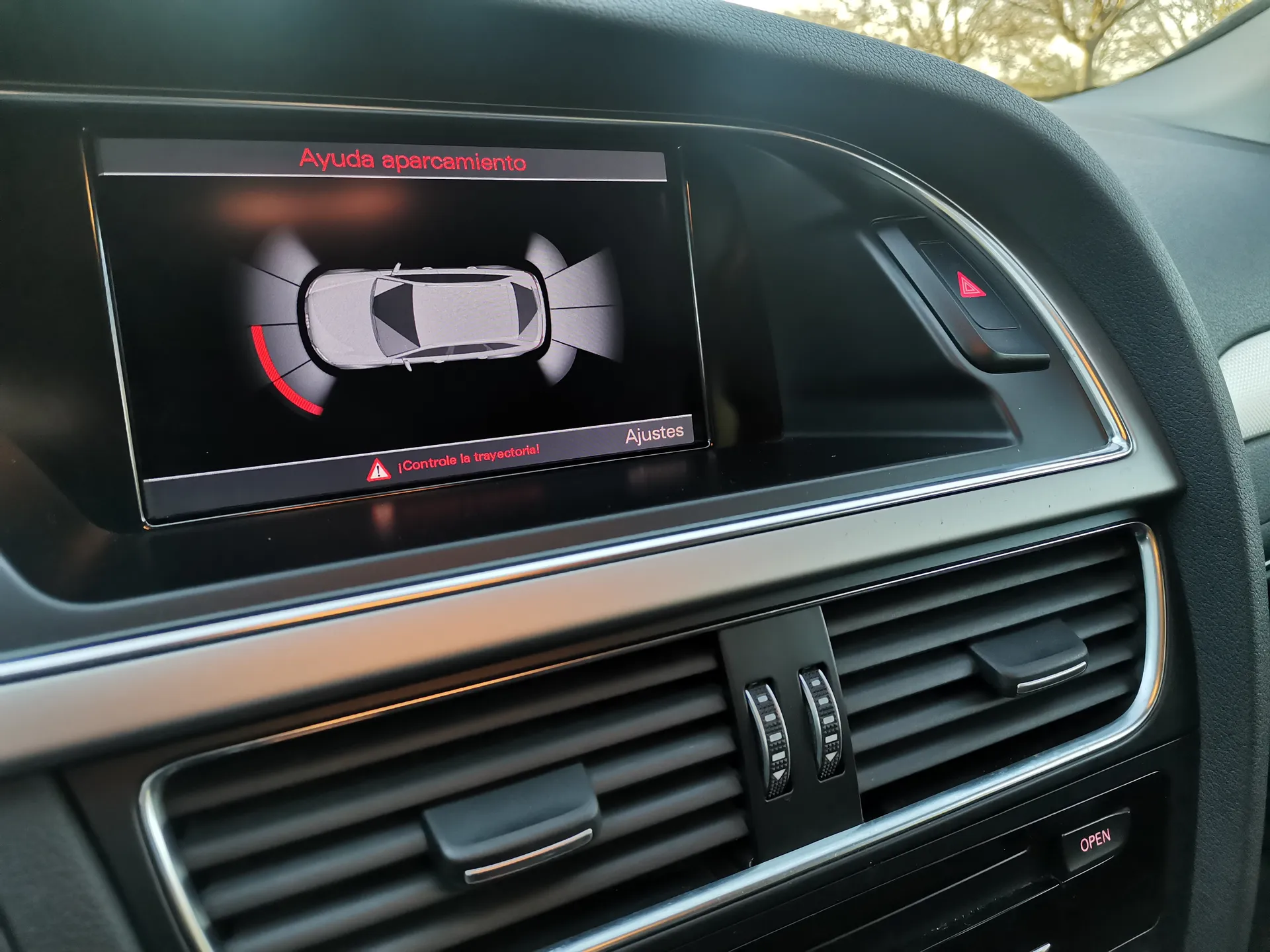 Audi A4 Allroad Quattro 2.0 TFSI quattro — fotografía 25 de 34