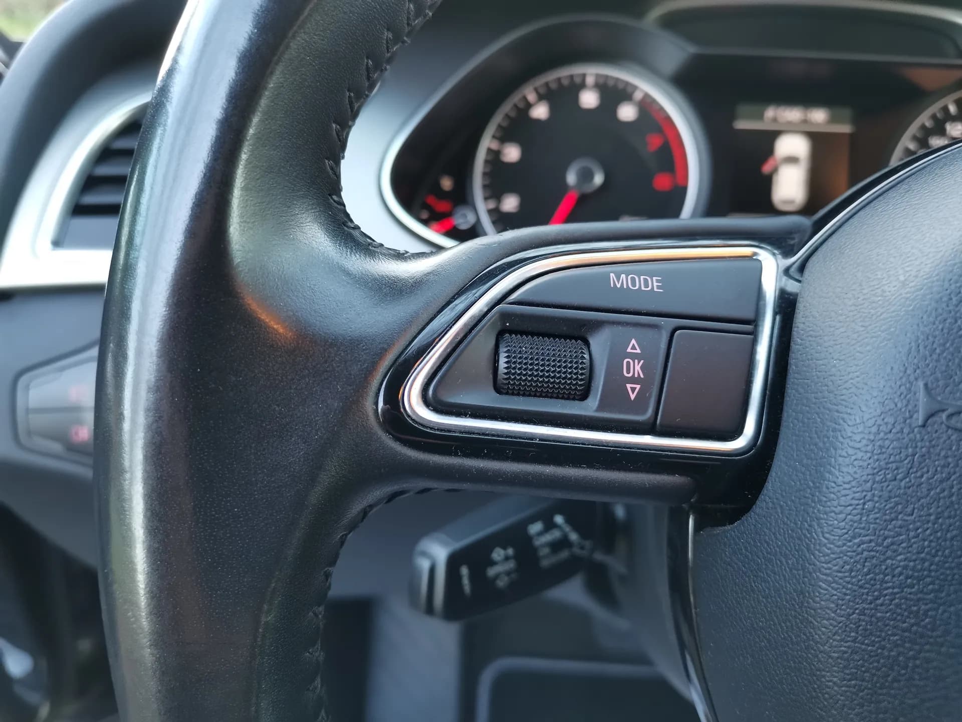 Audi A4 Allroad Quattro 2.0 TFSI quattro — fotografía 20 de 34