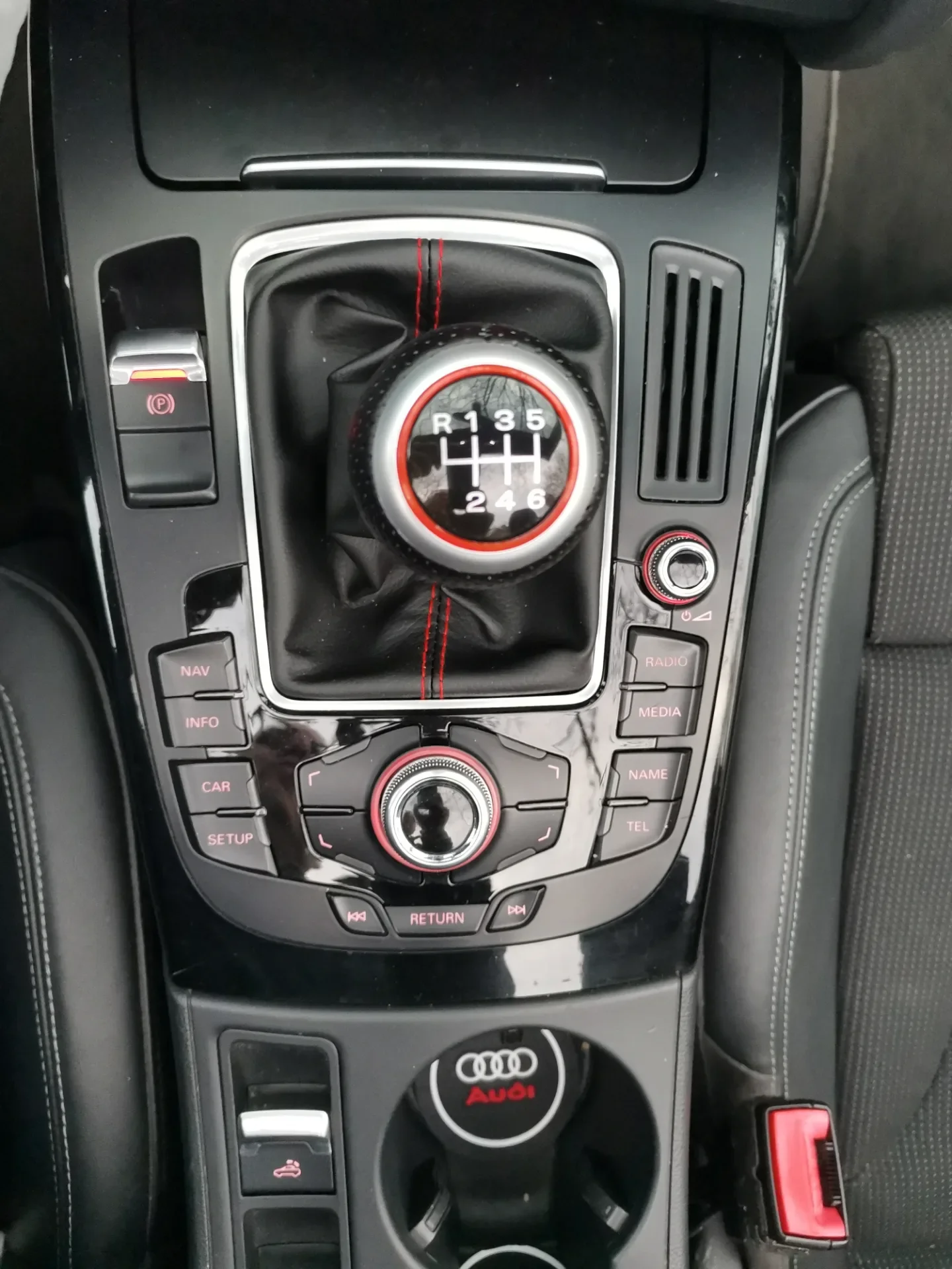 Audi A5 Cabrio 1.8 TFSI S-LINE — fotografía 21 de 33