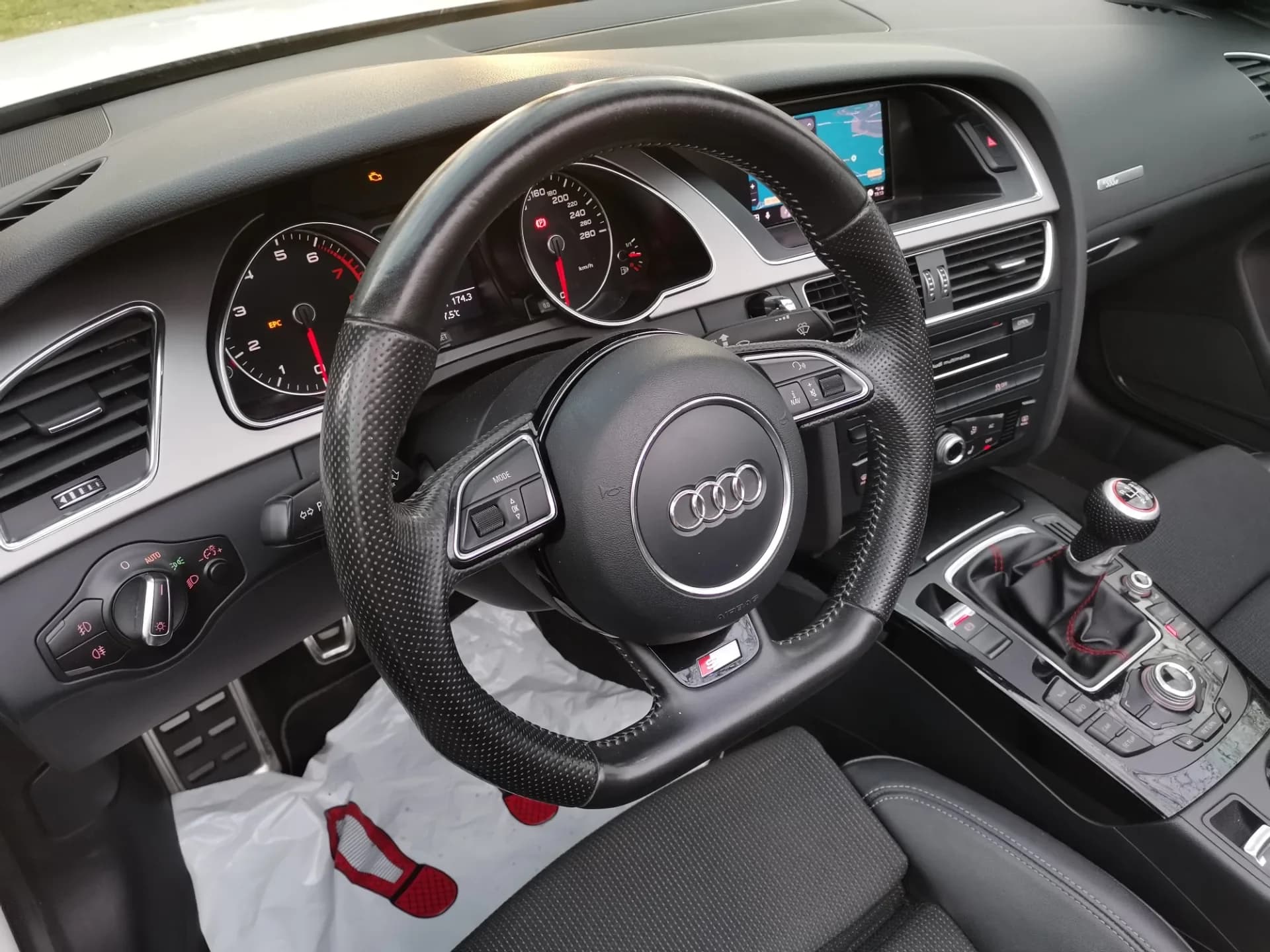 Audi A5 Cabrio 1.8 TFSI S-LINE — fotografía 10 de 33