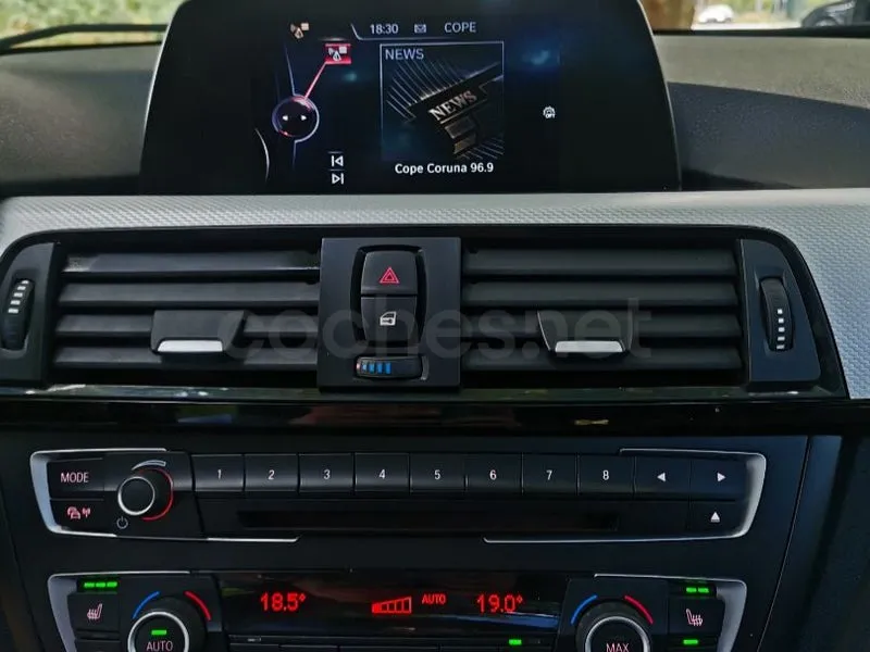 BMW Serie 3 320d xDrive Touring PACK M — fotografía 23 de 40