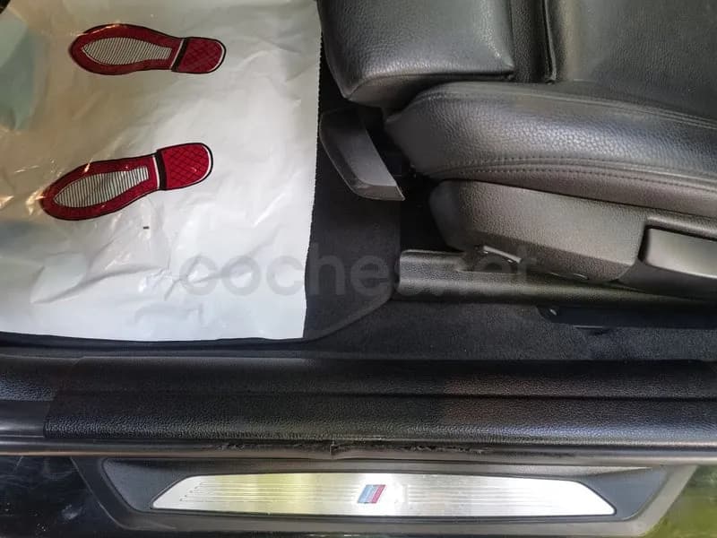 BMW Serie 3 320d xDrive Touring PACK M — fotografía 10 de 40