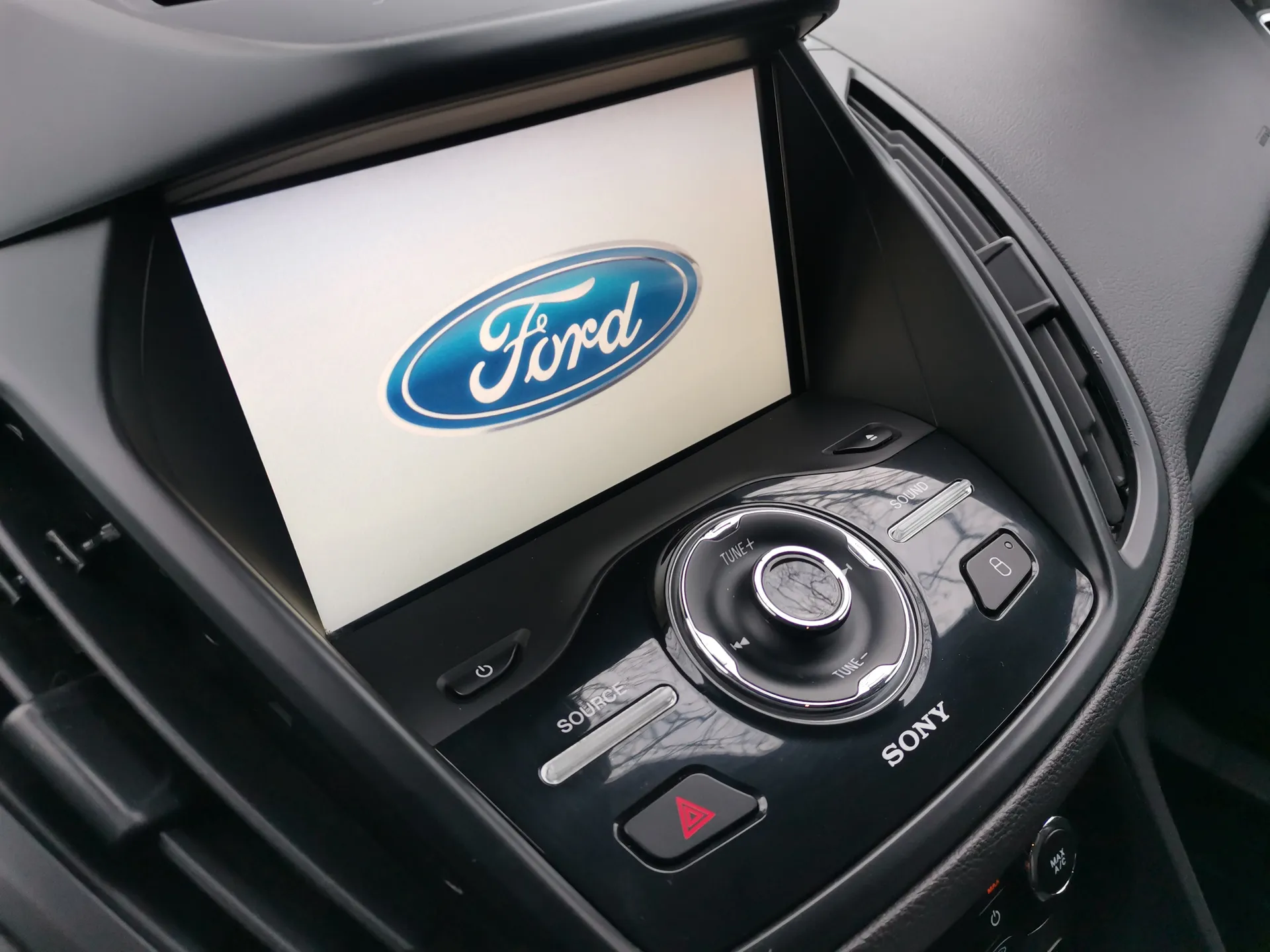 Ford Kuga 2.0 TDCi 4x4 ASS Titanium Powers — fotografía 19 de 30