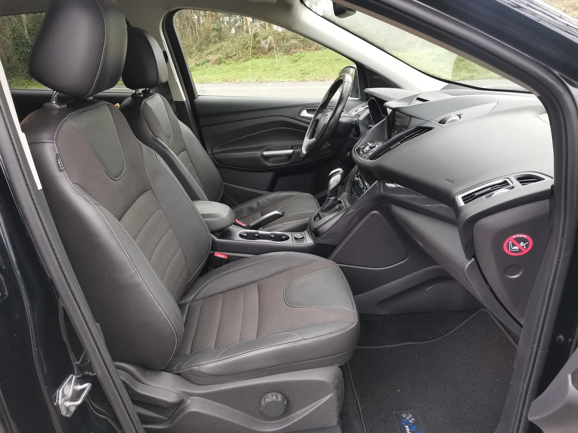 Ford Kuga 2.0 TDCi 4x4 ASS Titanium Powers — fotografía 11 de 30