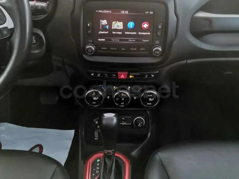 Jeep Renegade 2.0 Mjet Trailhawk 4x4 Auto AD Low — fotografía 15 de 35