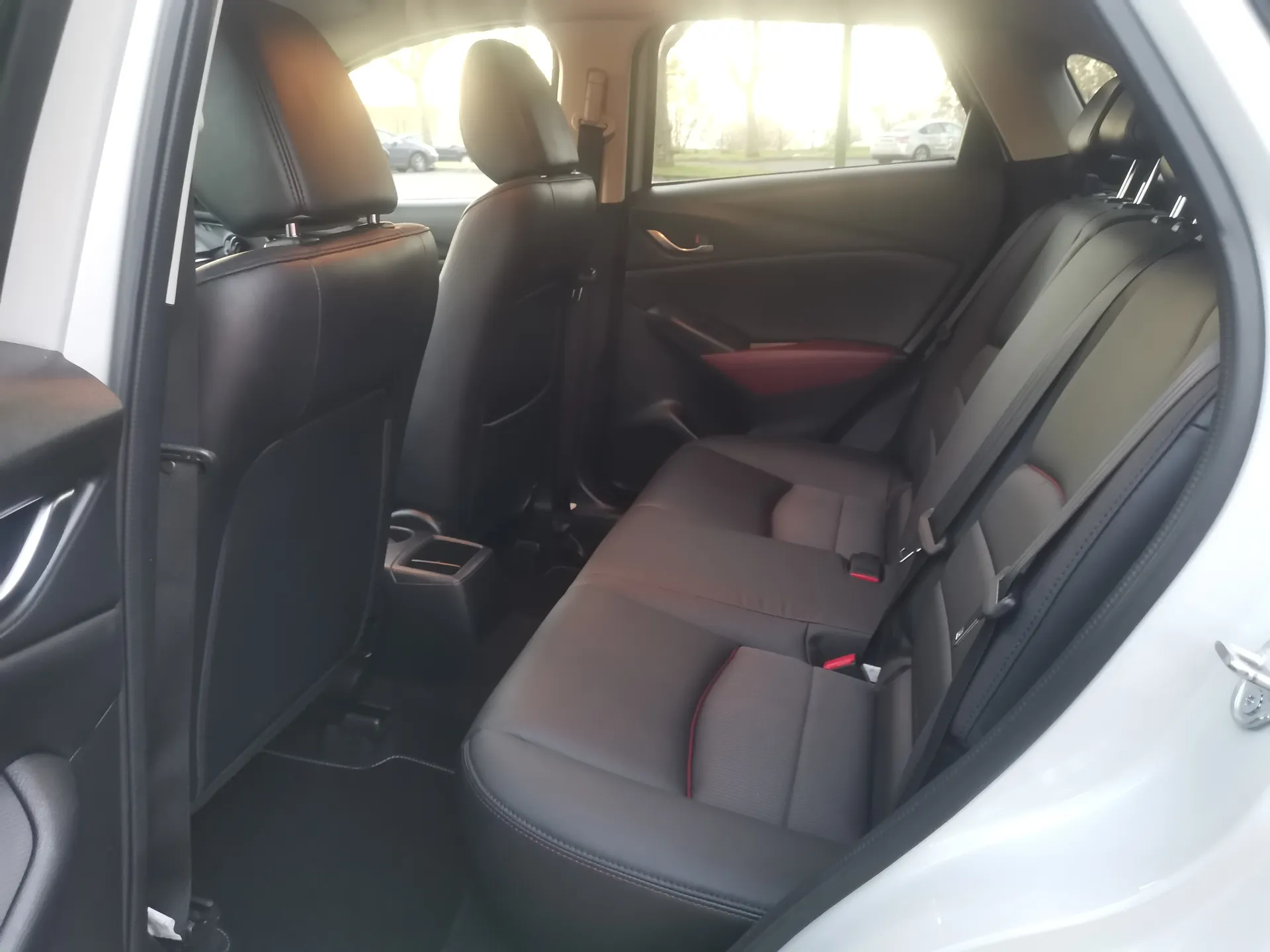 Mazda CX-3 1.5 SKYACTIV DE Lux Whi Trav 4WD — fotografía 29 de 34