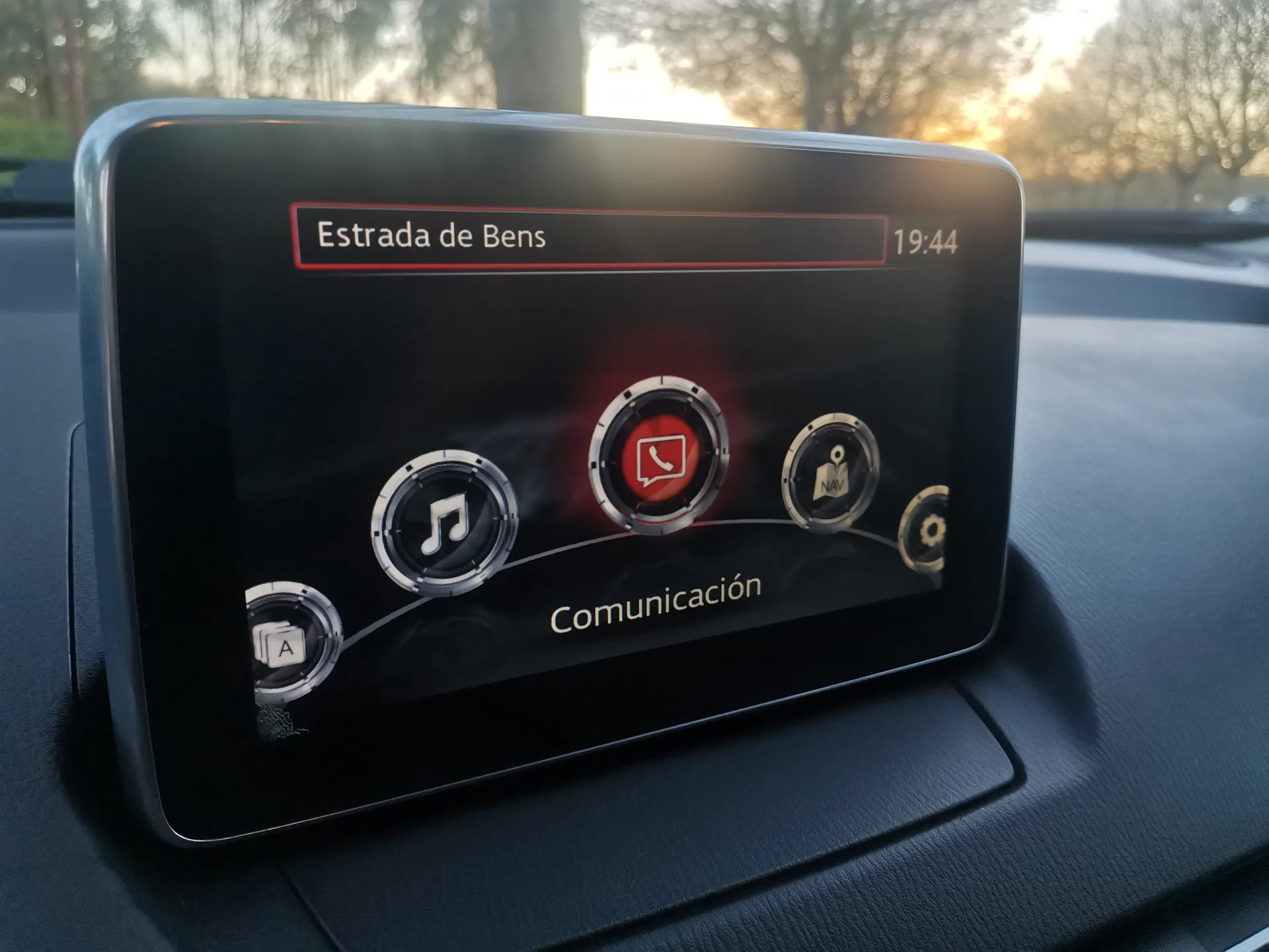 Mazda CX-3 1.5 SKYACTIV DE Lux Whi Trav 4WD — fotografía 26 de 34