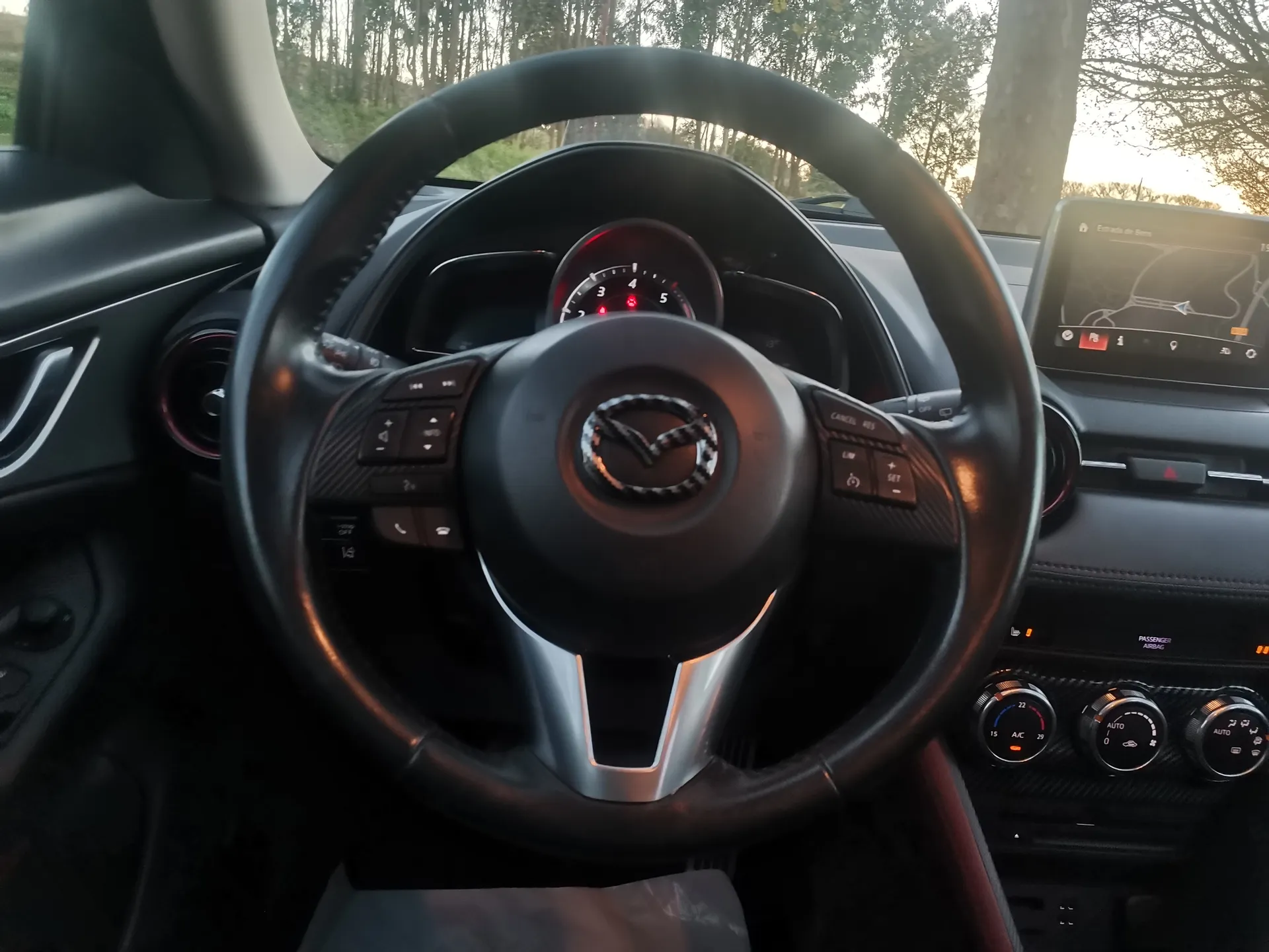 Mazda CX-3 1.5 SKYACTIV DE Lux Whi Trav 4WD — fotografía 19 de 34