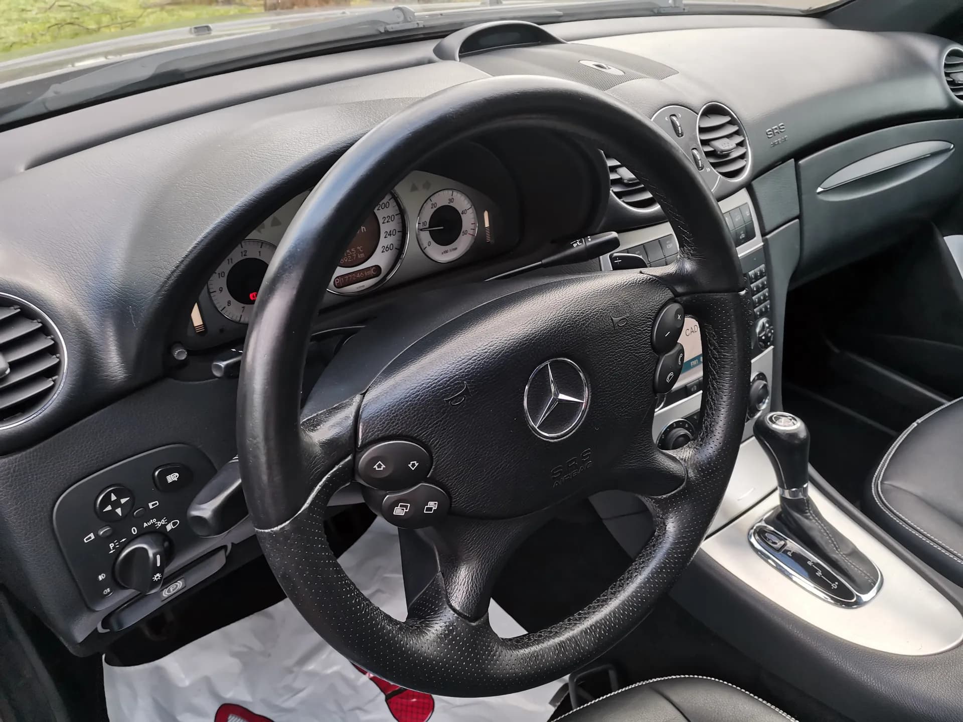 Mercedes-Benz CLK 220 CDI GRAND EDITION AMG LINE — fotografía 6 de 31