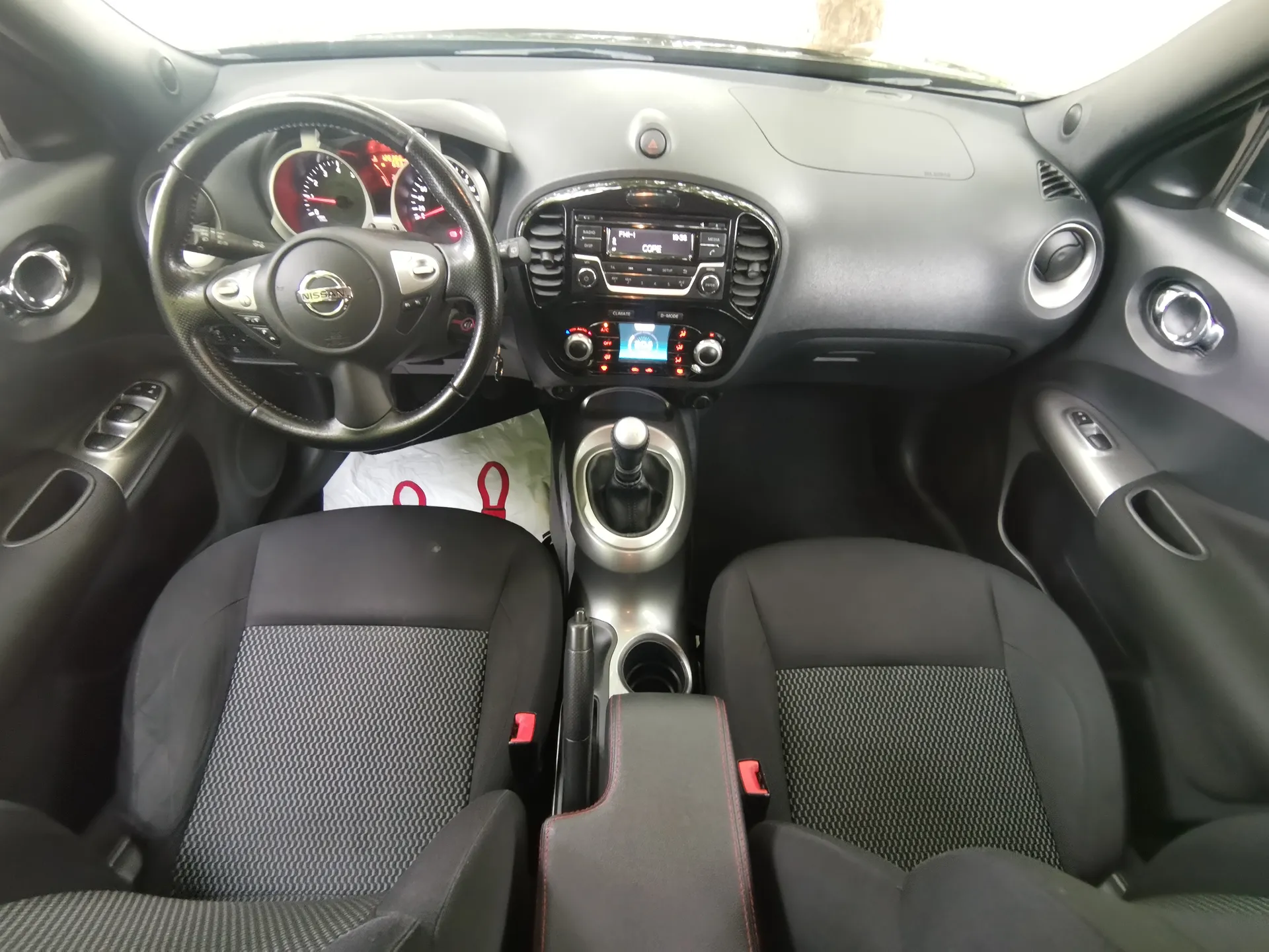 Nissan Juke 1.2 DIGT Dark Sound Edition — fotografía 12 de 27