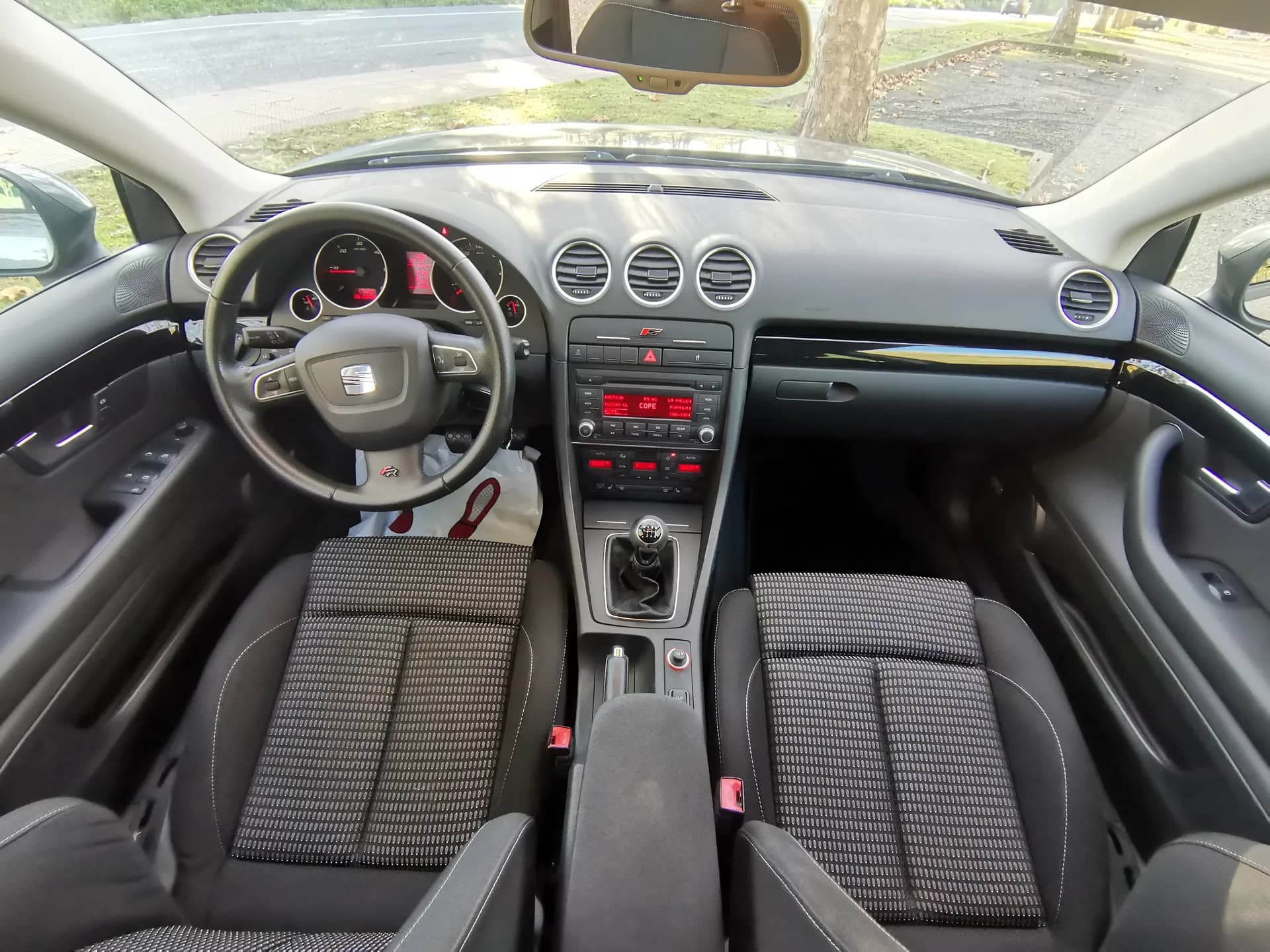 SEAT Exeo 2.0 TDI CR 170 CV Sport — fotografía 13 de 25