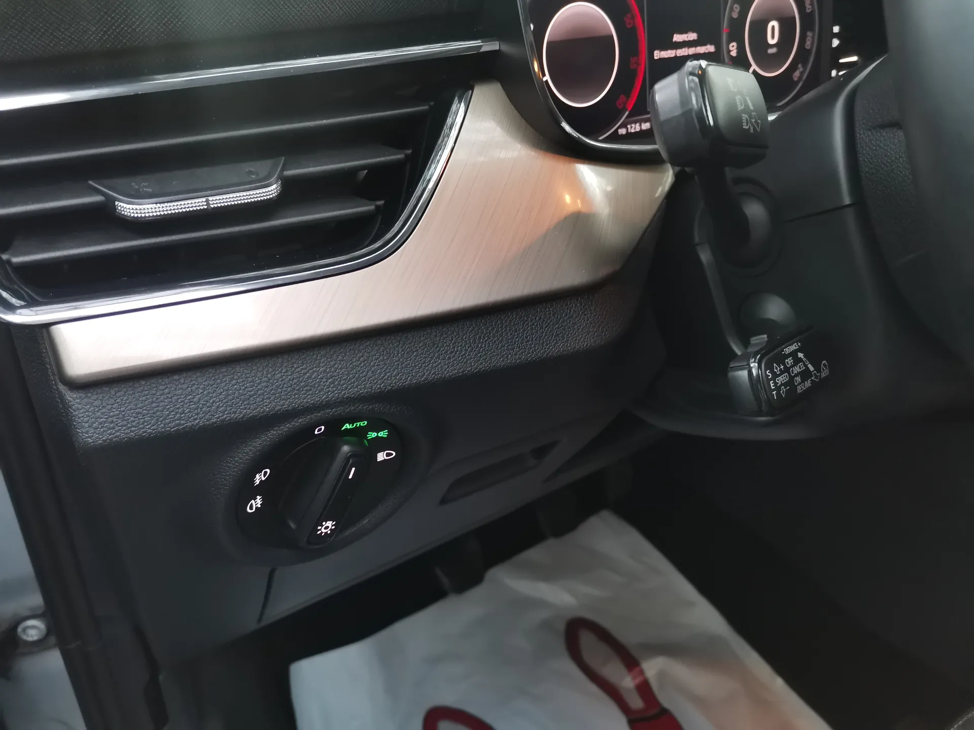 Skoda Kamiq 1.6 TDI 85kW 115CV Sport — fotografía 7 de 30