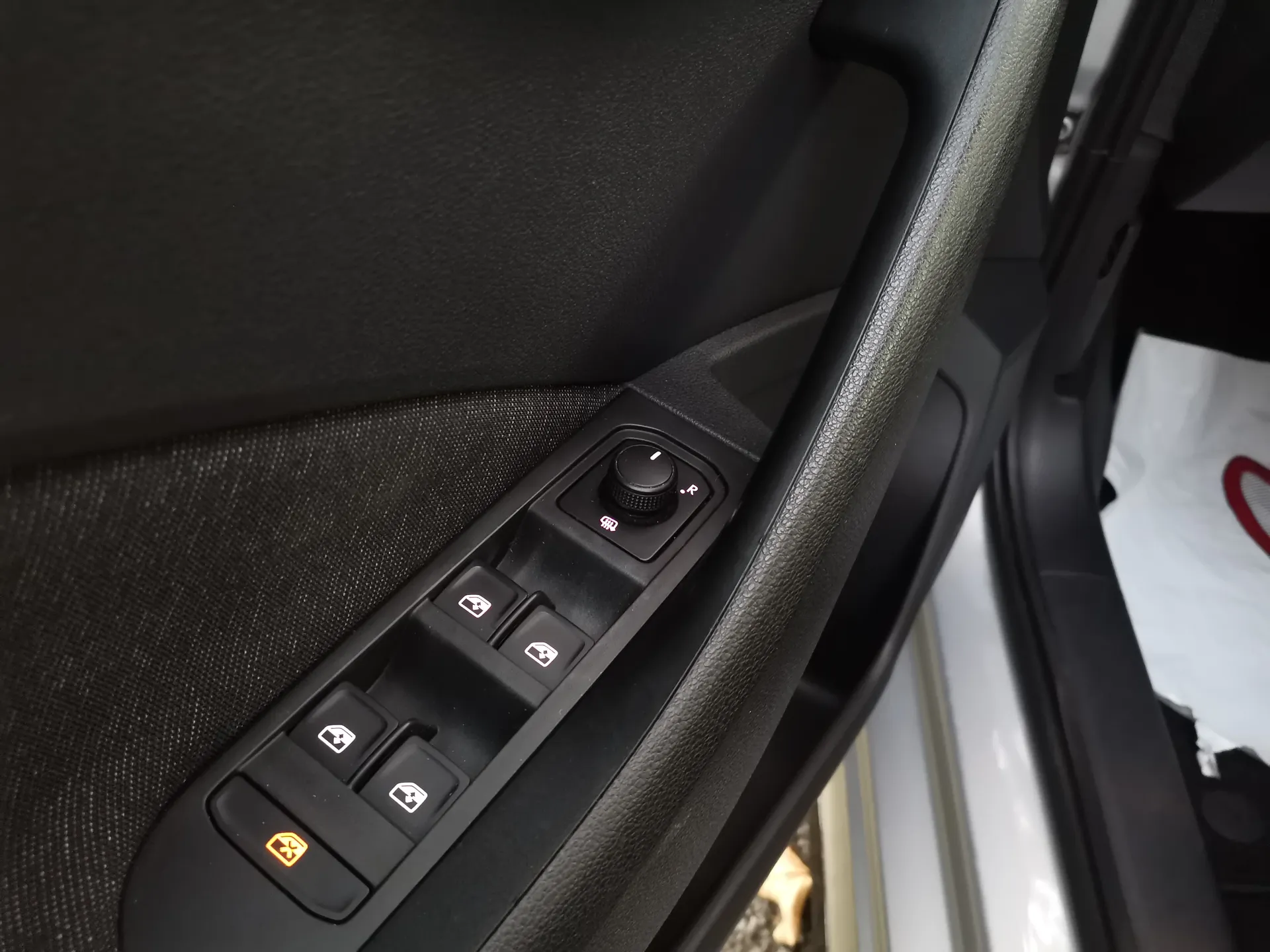 Skoda Kamiq 1.6 TDI 85kW 115CV Sport — fotografía 8 de 30