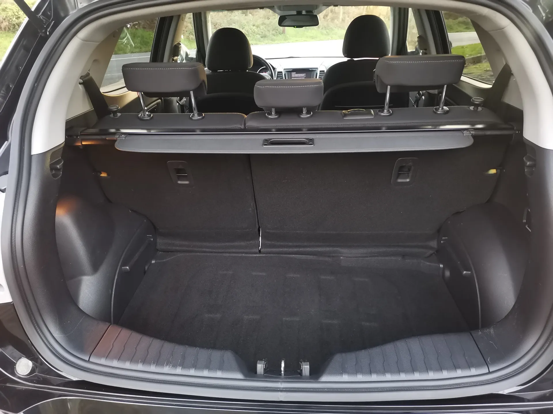 SsangYong Tivoli D16T Premium 4x2 — fotografía 23 de 29
