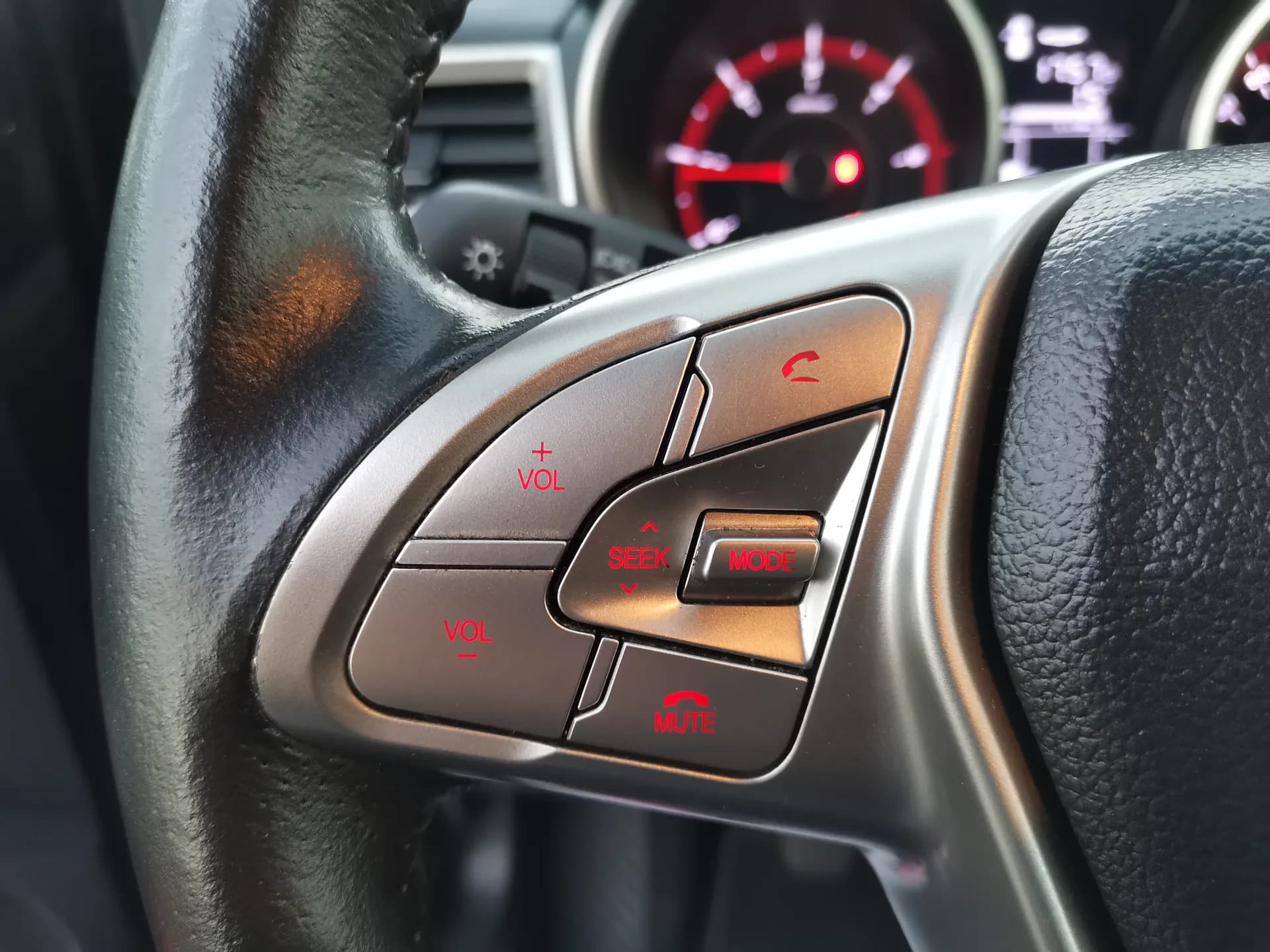 SsangYong Tivoli D16T Premium 4x2 — fotografía 18 de 29