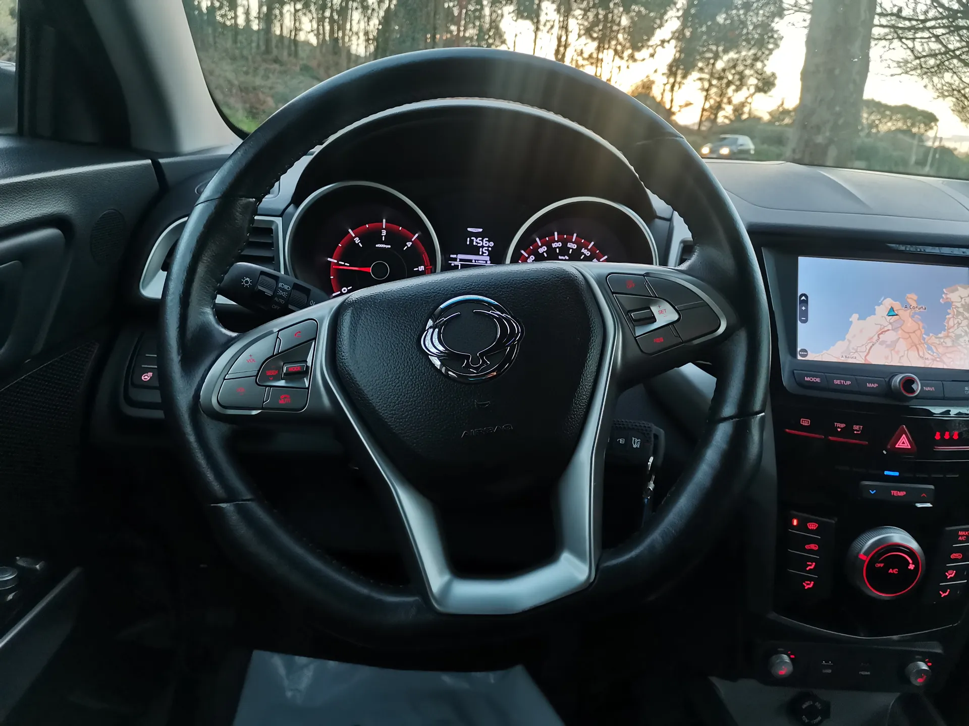 SsangYong Tivoli D16T Premium 4x2 — fotografía 17 de 29