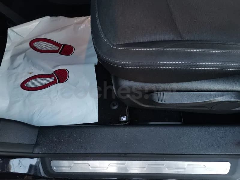 SsangYong Tivoli D16T Premium 4x2 — fotografía 10 de 29