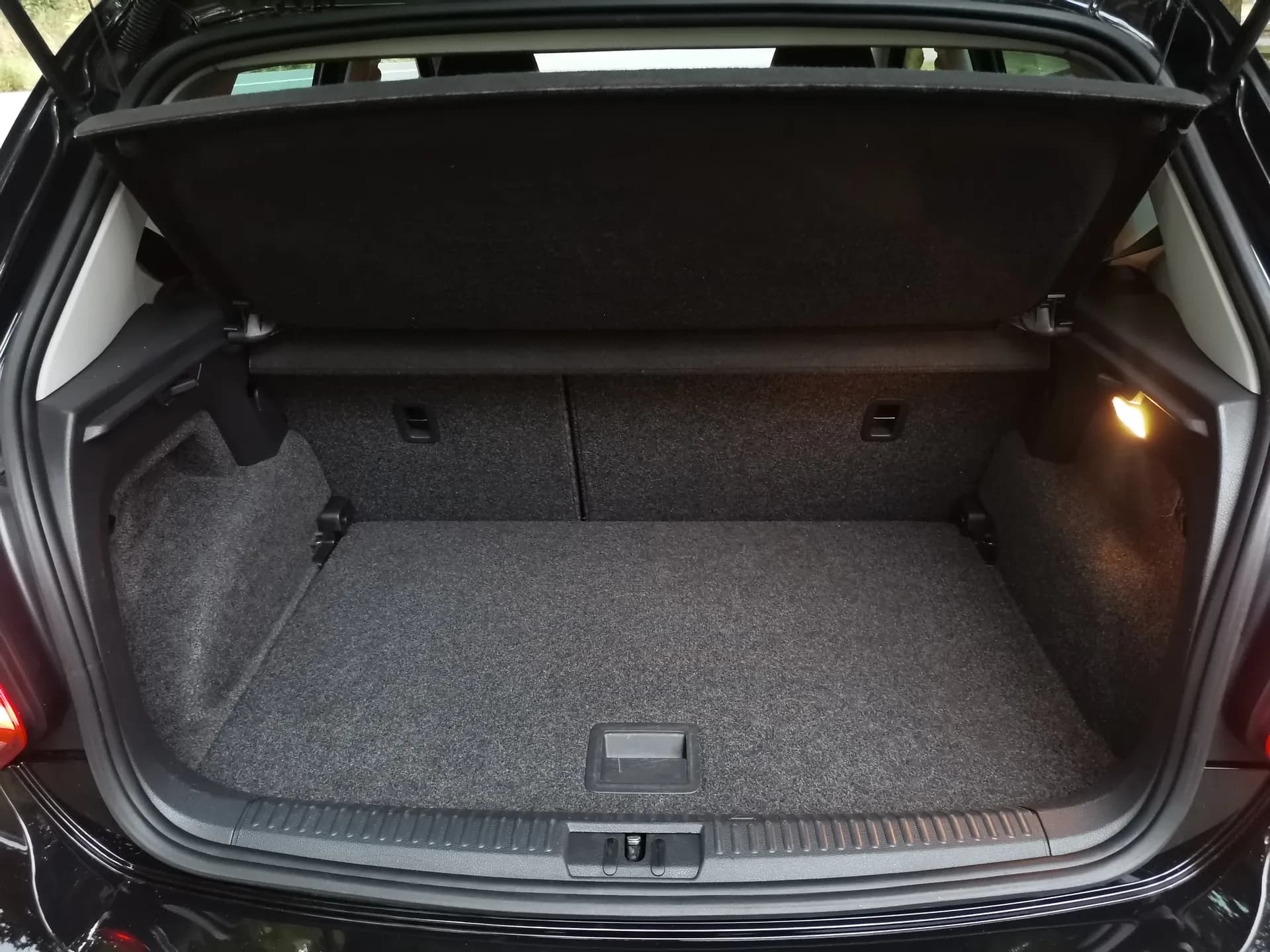 Volkswagen Polo 1.0 LOUNGE — fotografía 22 de 27