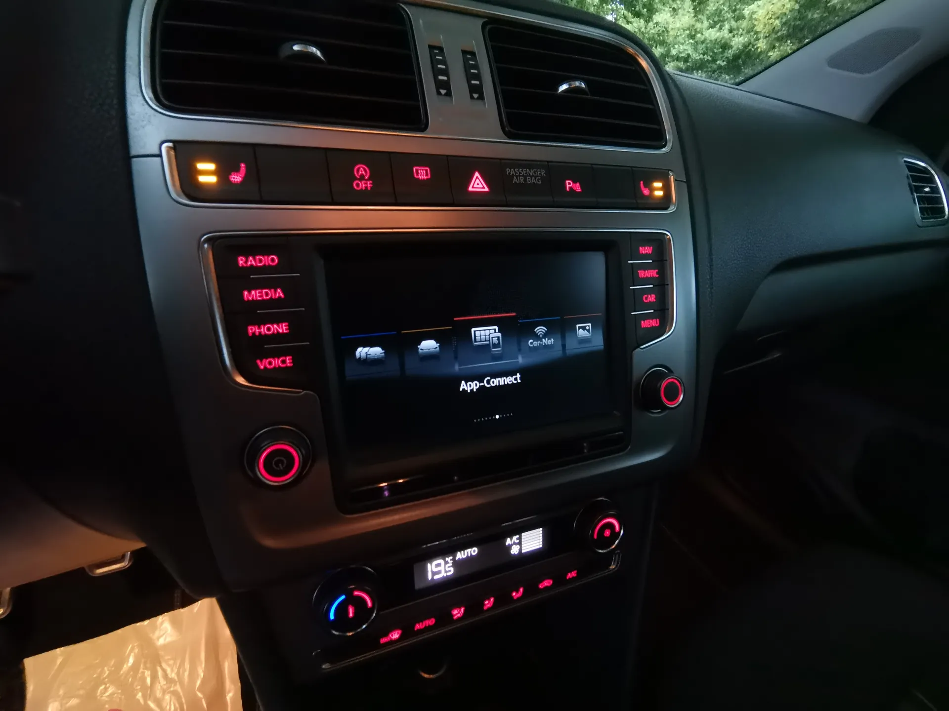 Volkswagen Polo 1.0 LOUNGE — fotografía 20 de 27