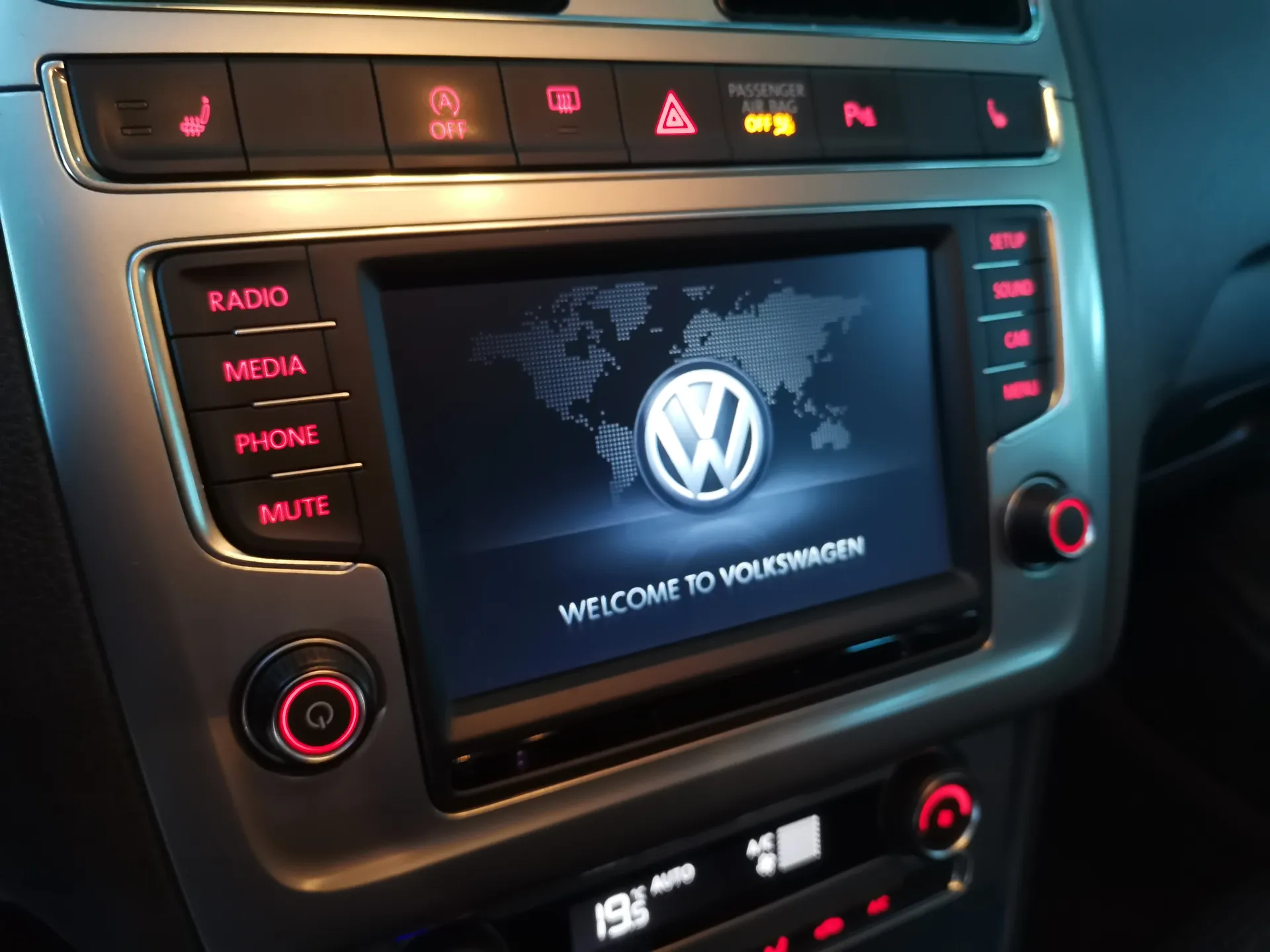 Volkswagen Polo Cross Sport 1.4 TDI 105cv BMT — fotografía 19 de 30