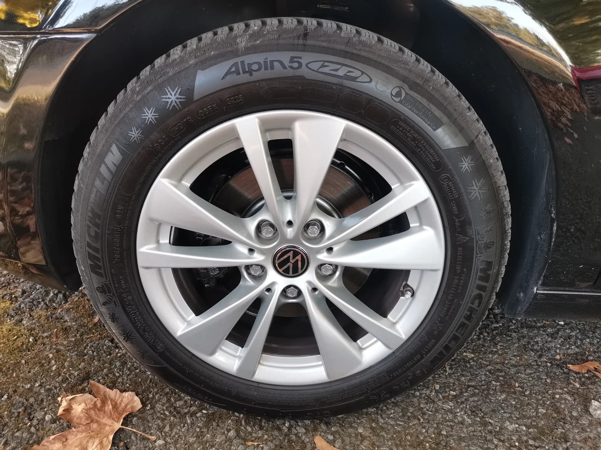 Volkswagen Golf 1.6 TDI BlueMotion — fotografía 25 de 27