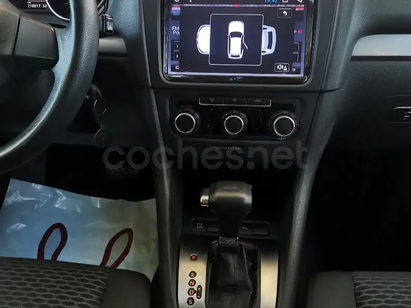 Volkswagen Golf 1.6 TDI BlueMotion — fotografía 15 de 27