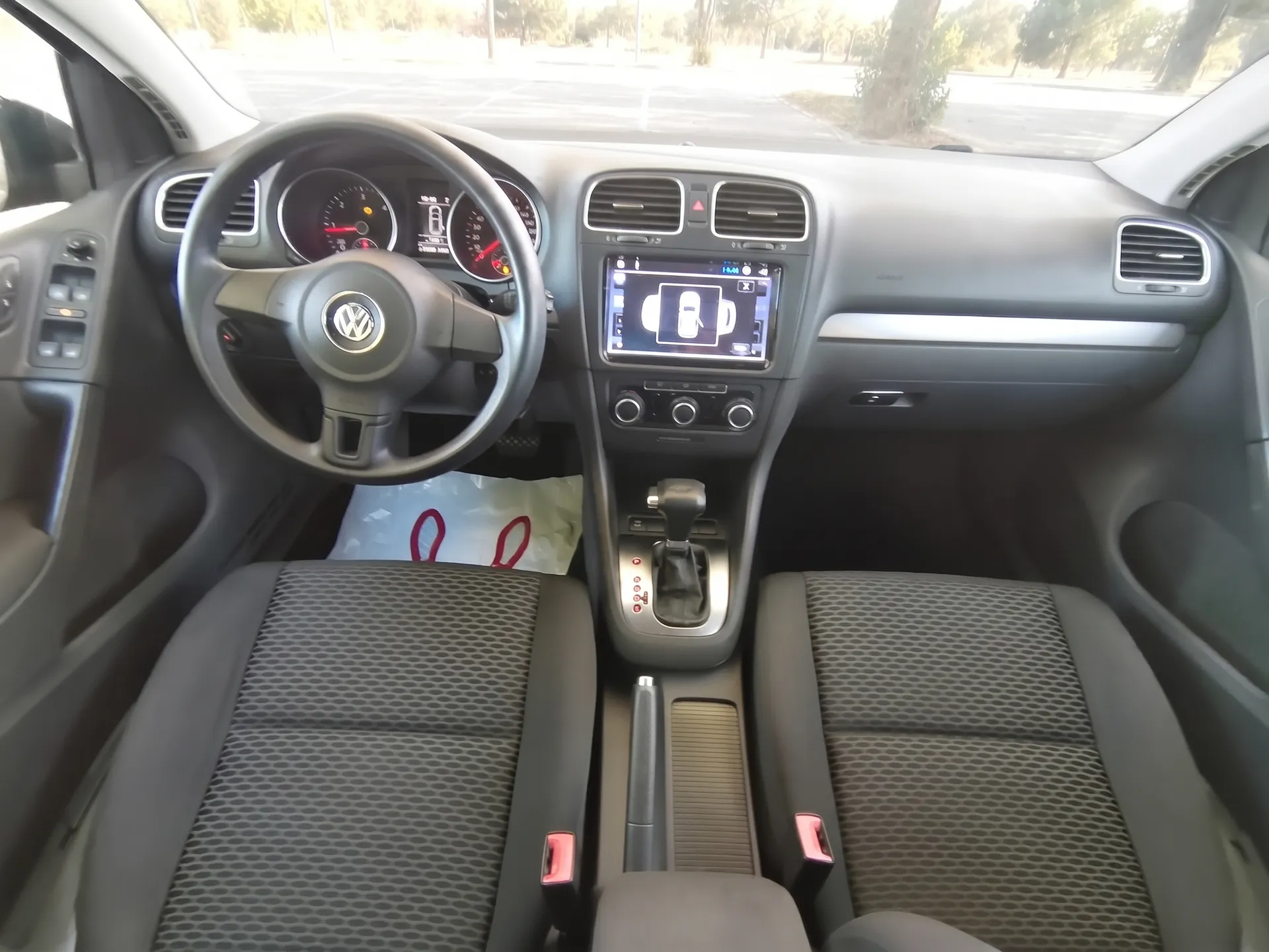 Volkswagen Golf 1.6 TDI BlueMotion — fotografía 13 de 27