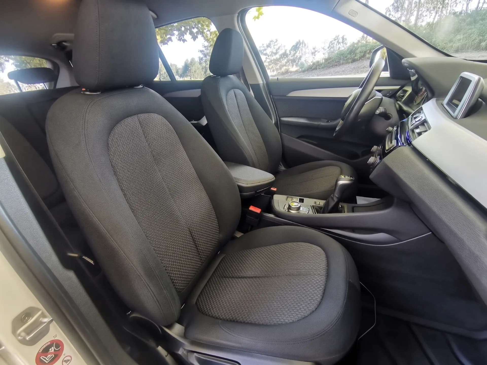 BMW X1 2.0D S-DRIVE SPORT — fotografía 13 de 35