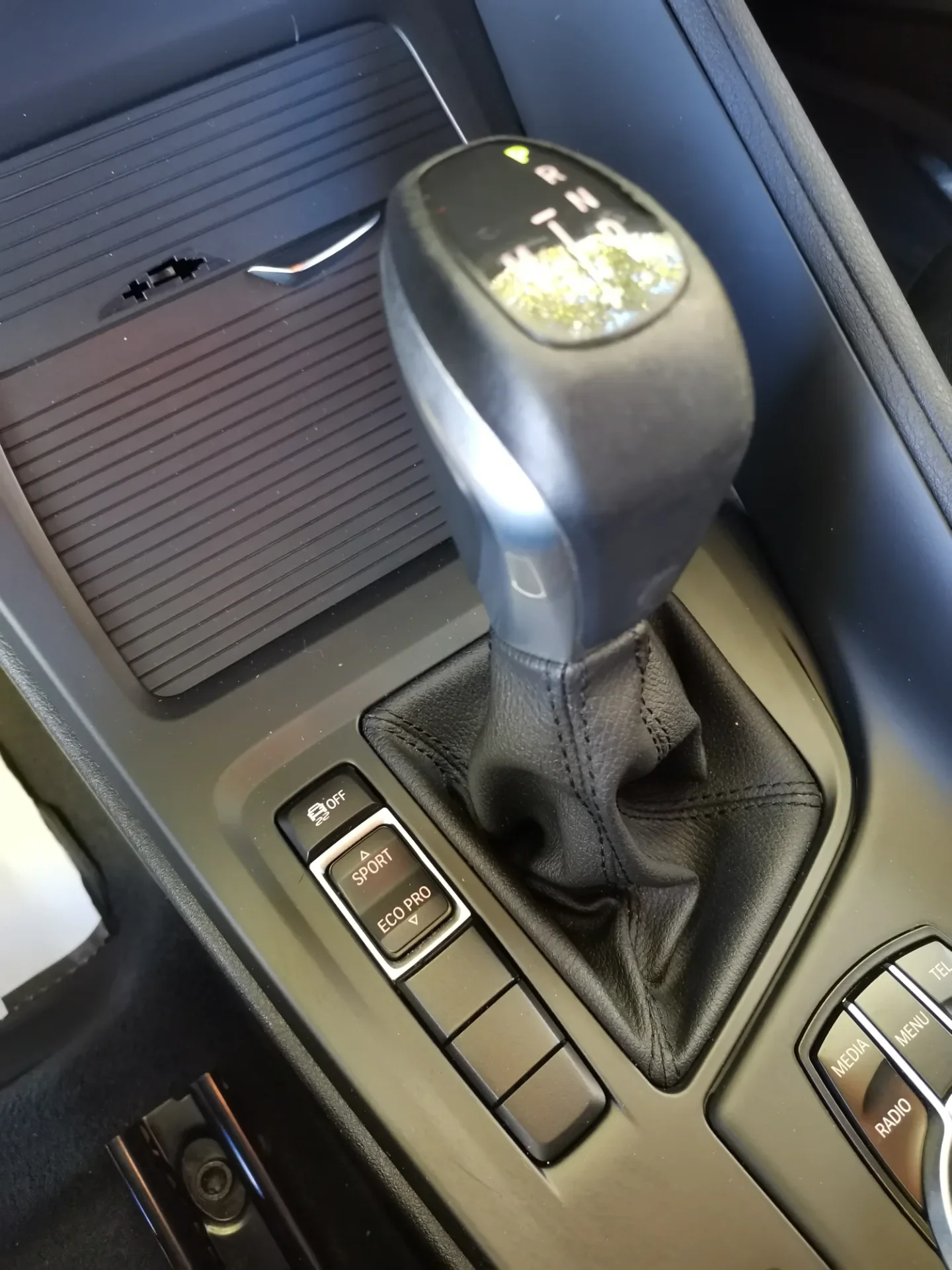 BMW X1 2.0D S-DRIVE SPORT — fotografía 17 de 35