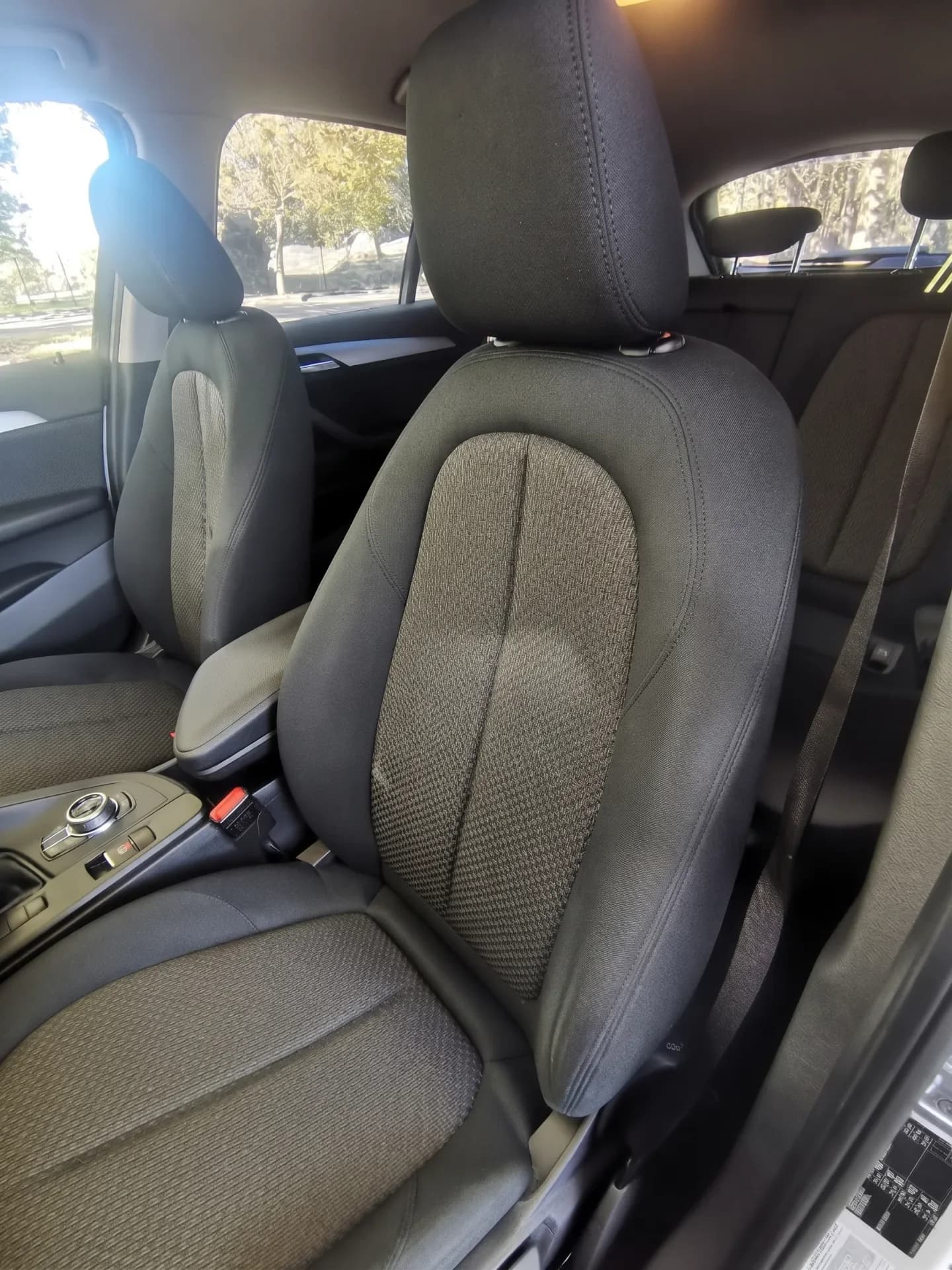 BMW X1 2.0D S-DRIVE SPORT — fotografía 11 de 35