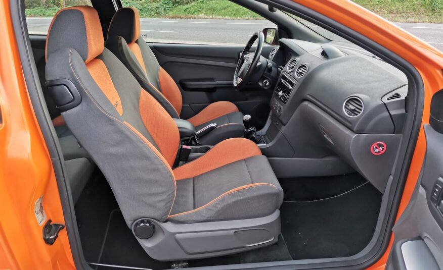 FORD Focus 2.5 ST RACING ORANGE