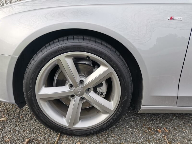 AUDI A4 AVANT 2.0 TDI 143CV S-LINE