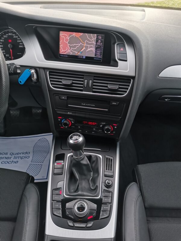 AUDI A4 AVANT 2.0 TDI 143CV S-LINE