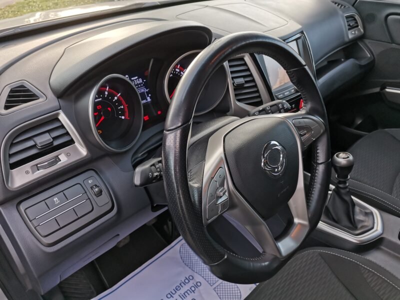 SSANGYONG TIVOLI TIVOLI G16 PREMIUM 4X2