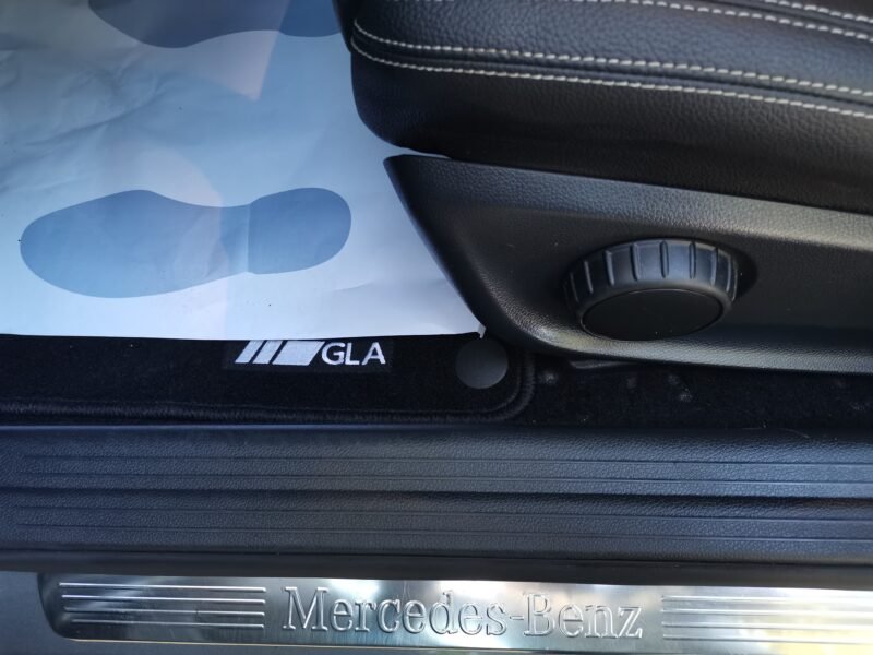 MERCEDES-BENZ GLA GLA 200 d Urban