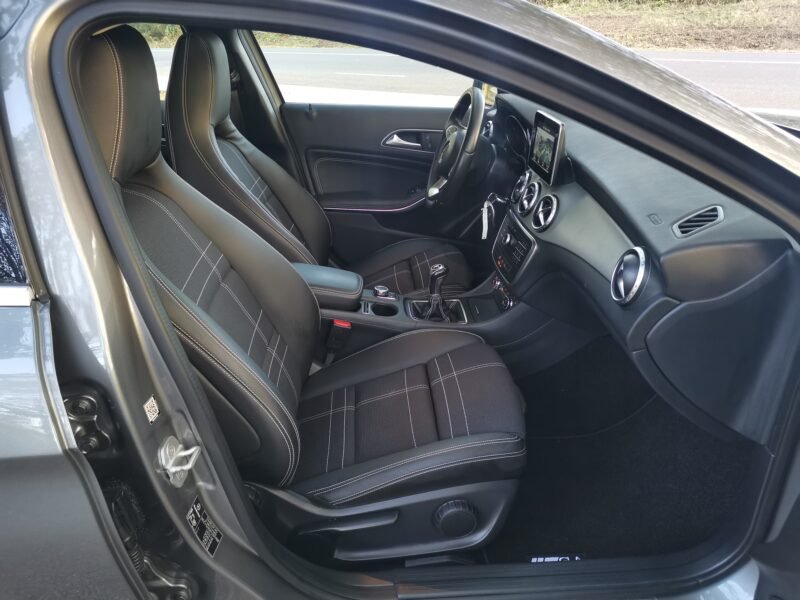 MERCEDES-BENZ GLA GLA 200 d Urban