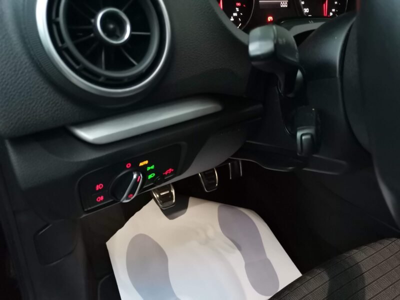 AUDI A3 A3 Sedan 2.0 TDI clean d 150CV Advanced