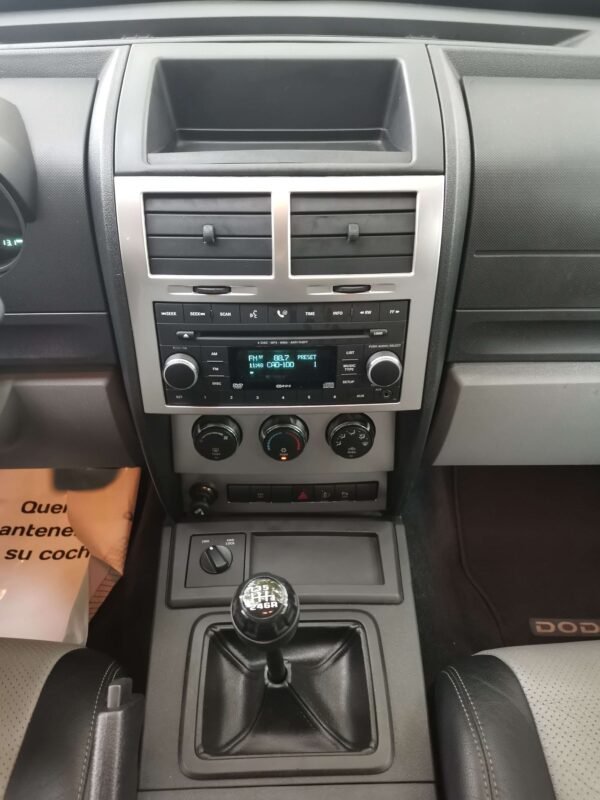 DODGE NITRO Nitro 2.8 CRD SXT 4WD