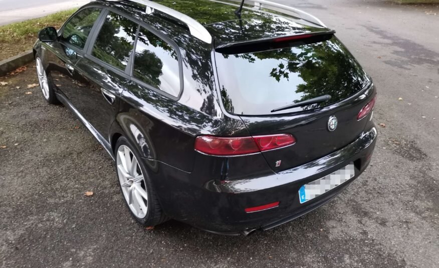 ALFA ROMEO 159 159 2.4 JTDM 6M 200CV SW Elegante QTRONIC