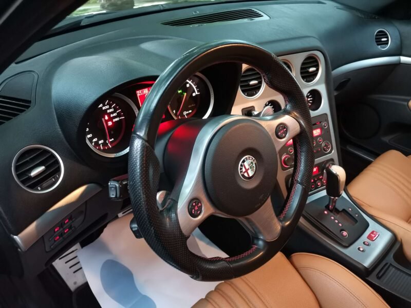 ALFA ROMEO 159 159 2.4 JTDM 6M 200CV SW Elegante QTRONIC