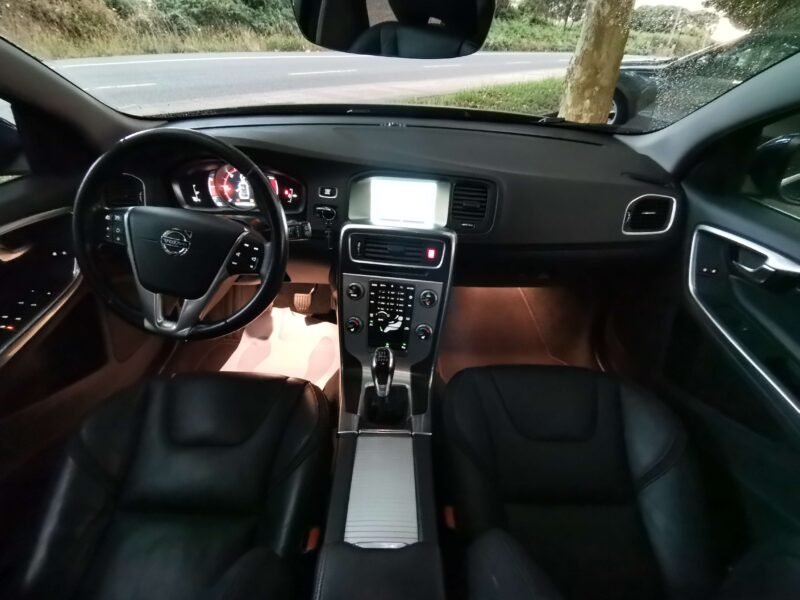 VOLVO V60 V60 2.0 D4 OCEAN RACE