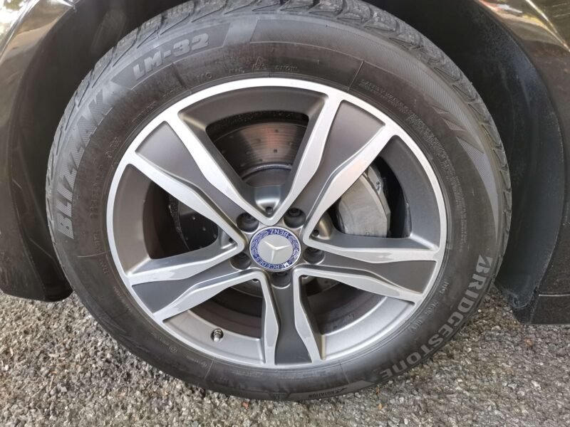 MERCEDES-BENZ Clase C Clase C C 220 d AMG Line Estate