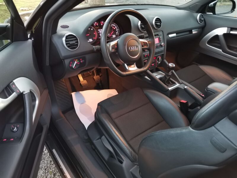 AUDI A3 A3 2.0 TDI S-LINE