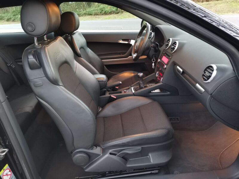 AUDI A3 A3 2.0 TDI S-LINE