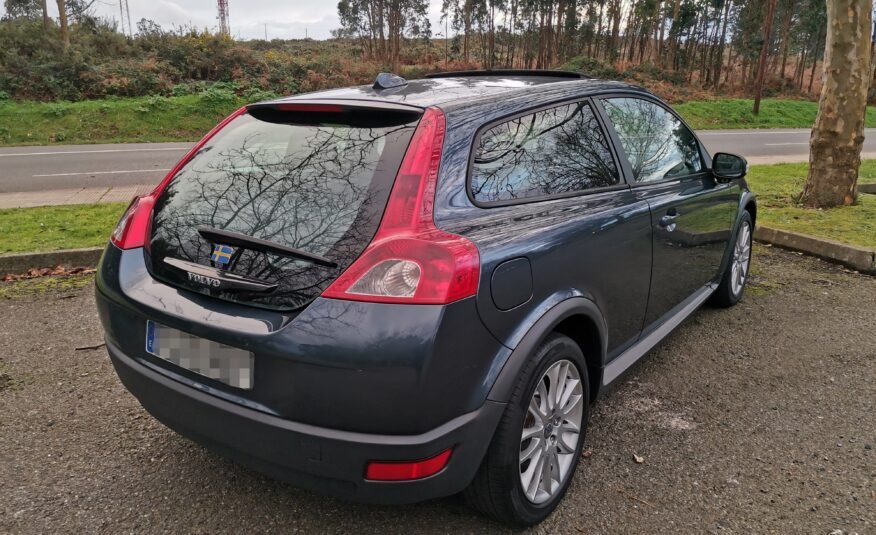 VOLVO C30 C30 2.0D Summum