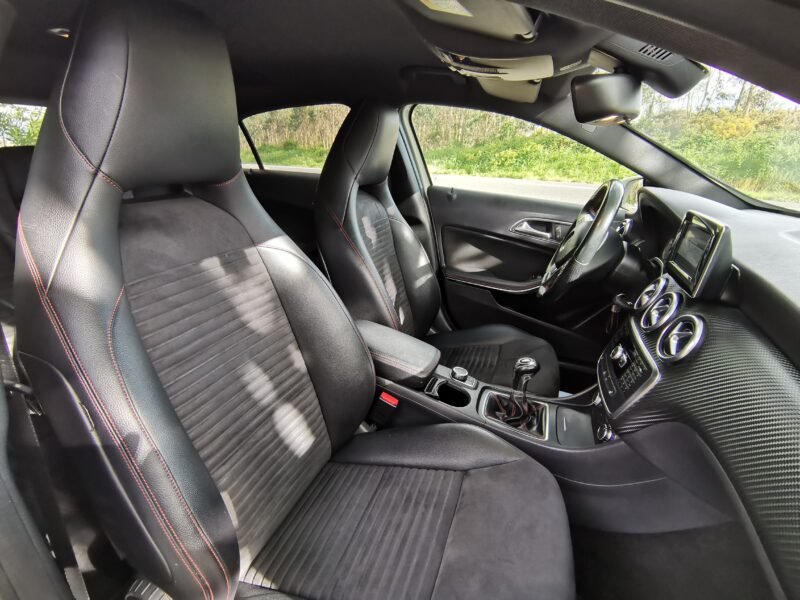 MERCEDES-BENZ Clase A A 180 AMG Line