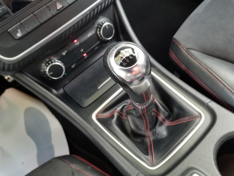 MERCEDES-BENZ Clase A A 180 AMG Line